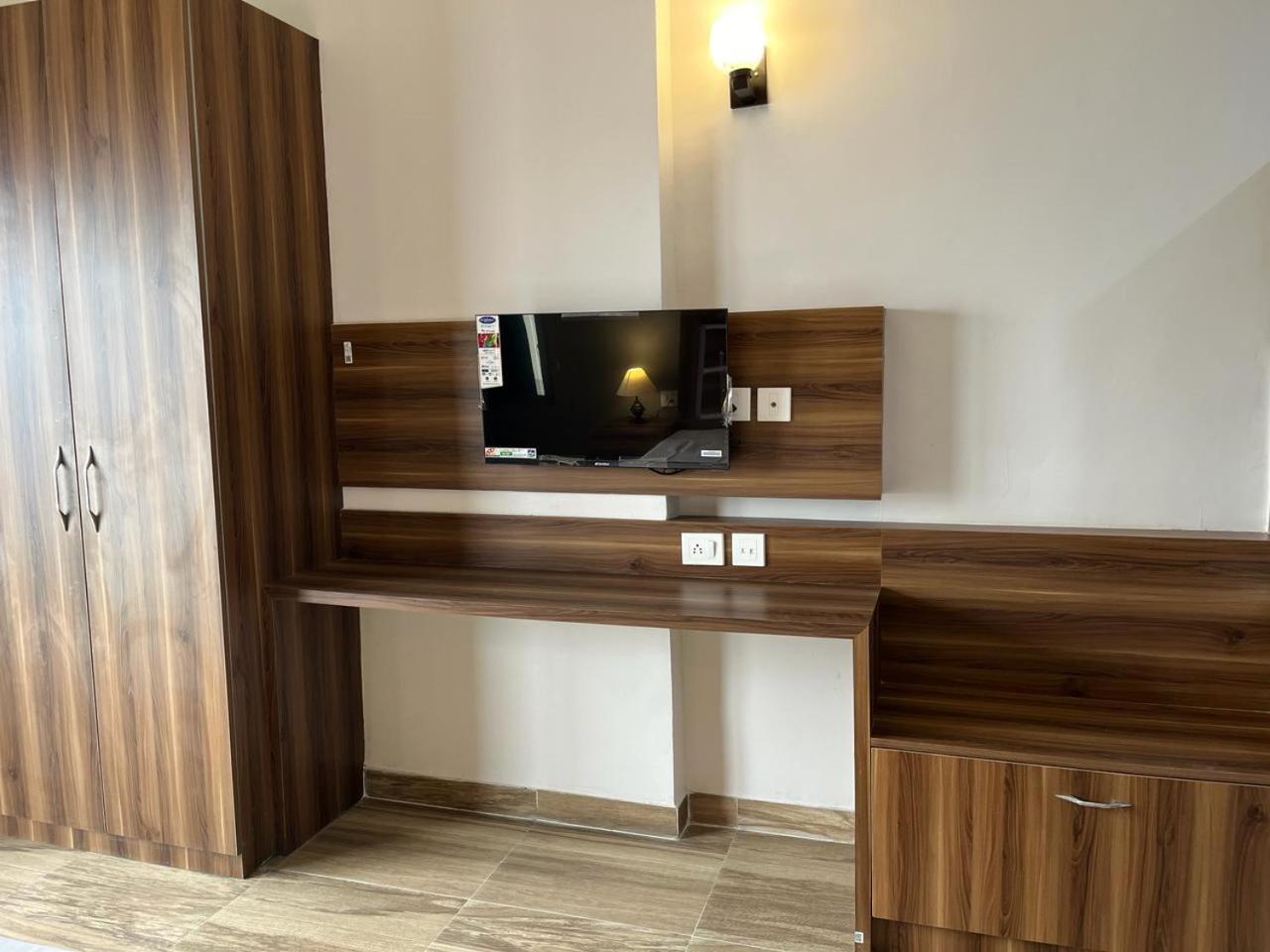 Risal Home Stays Greater Noida Eksteriør billede