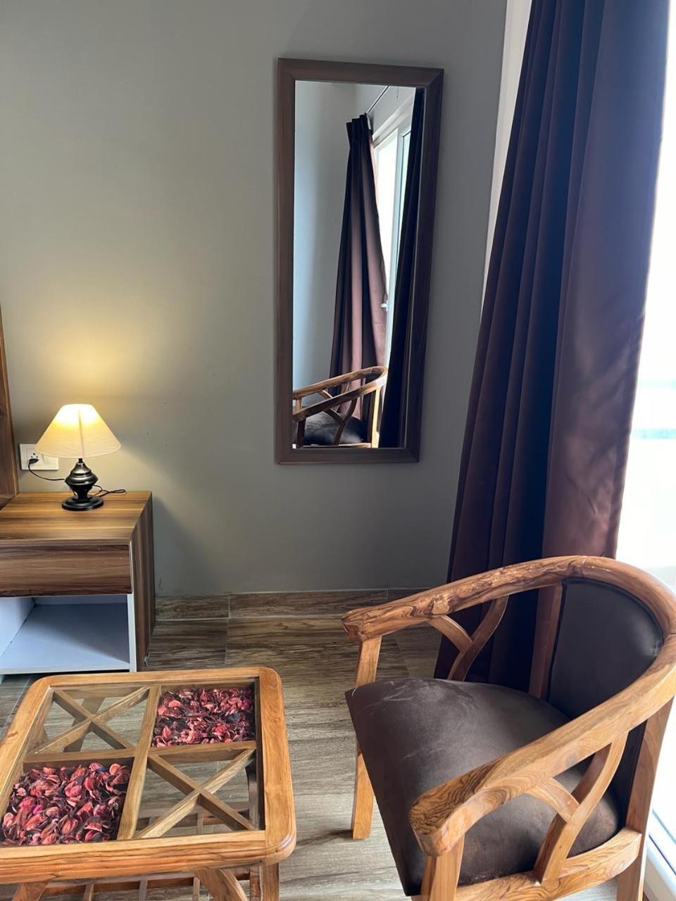 Risal Home Stays Greater Noida Eksteriør billede